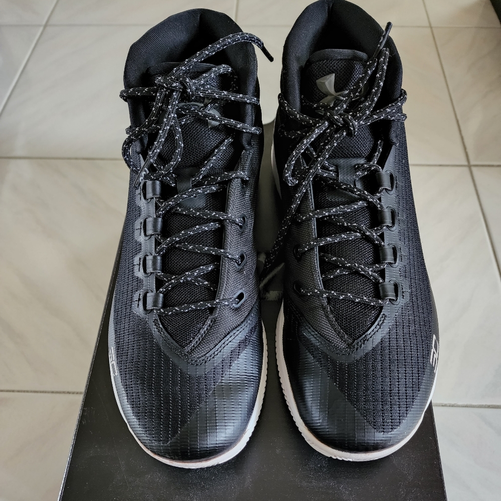 Men's Under Armour Curry 3 Size 10
